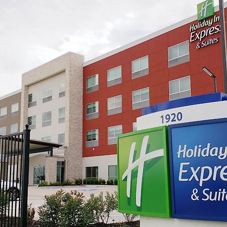 Holiday Inn Express & Suites - Houston Iah - Beltway 8 By Ihg Aldine Exterior photo