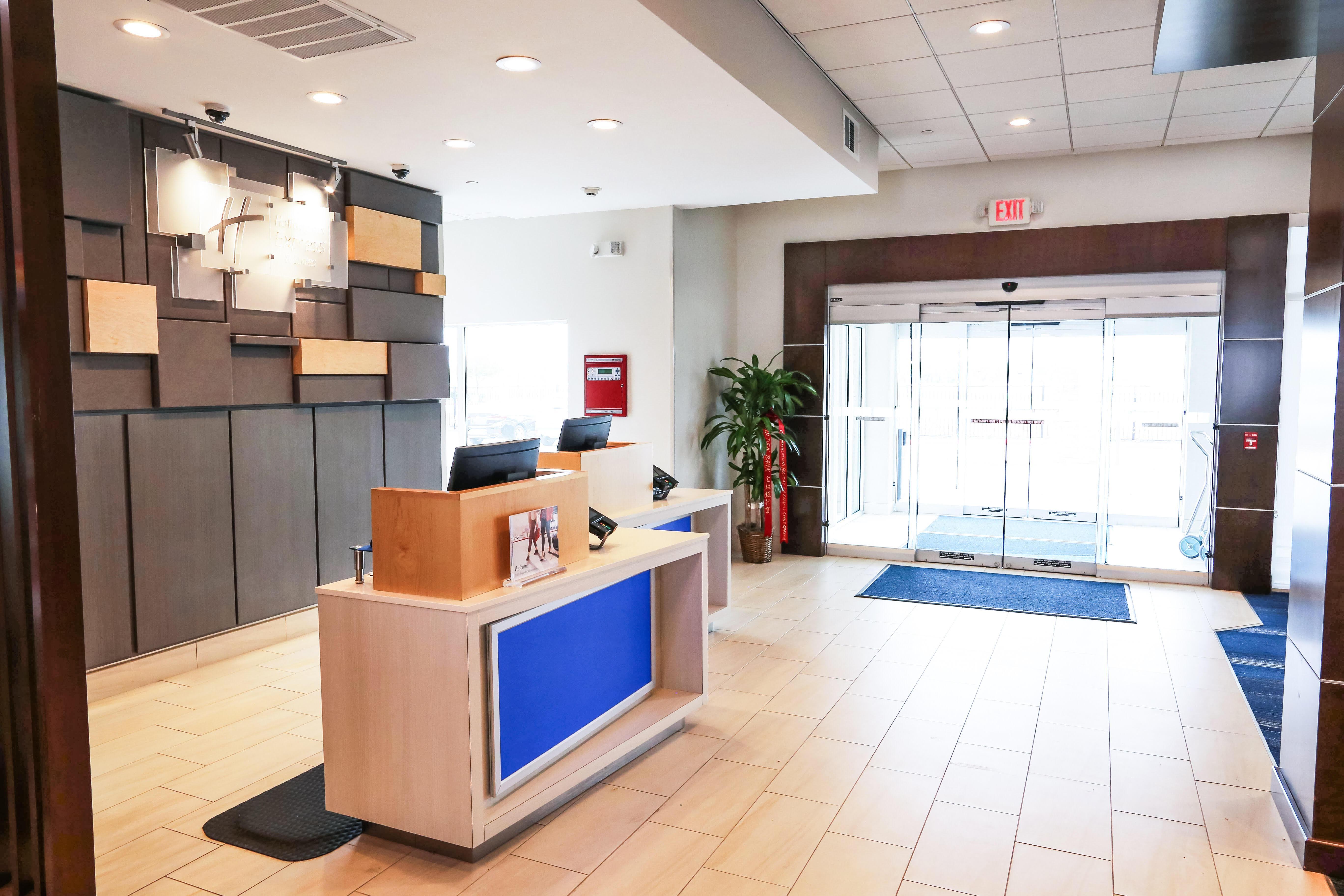Holiday Inn Express & Suites - Houston Iah - Beltway 8 By Ihg Aldine Exterior photo